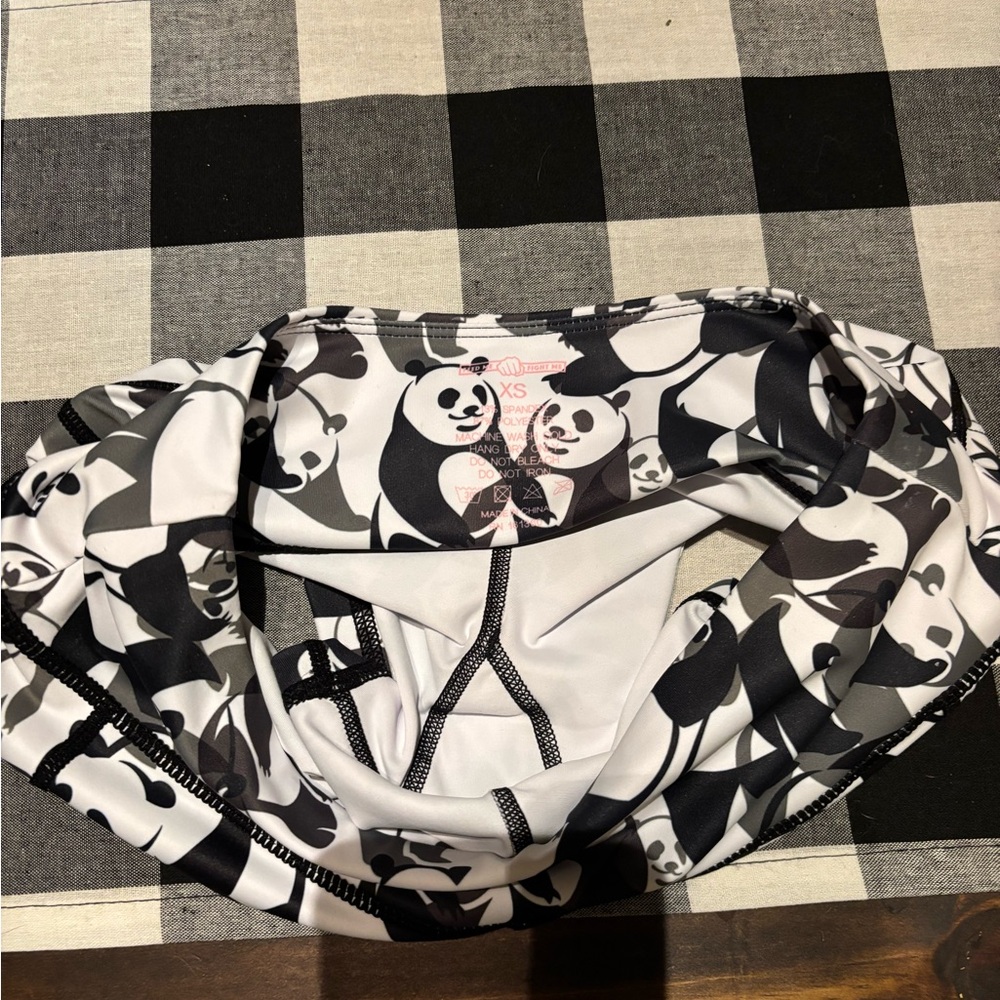 Feed me fight me panda shorts xs - Picture 2 of 2